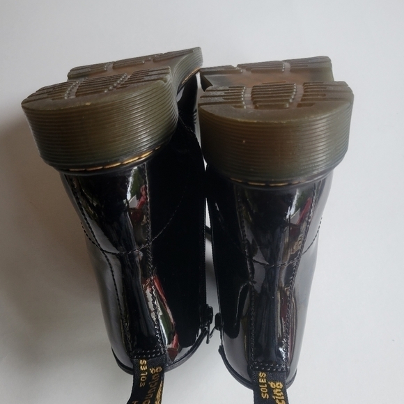 COPY - Dr martens size us 5 M/ 6 us L pre-owned - Picture 6 of 10